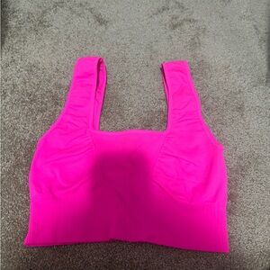 Free people crop top ,, super cute and comfy,, willing to negotiate price !!